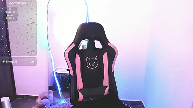 samiacooper25 online show from October 21, 11:00 am