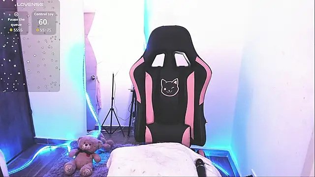 samiacooper25 online show from November 5, 9:42 am