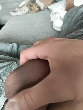 hansvonerotic1 online show from October 12, 1:21 pm