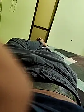 Snapshot of Kartik200798 chatting on October 15, 11:43 am Kartik200798 online show from October 15, 11:43 am