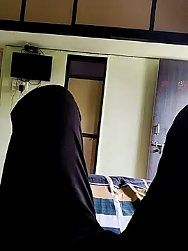 Snapshot of Kartik200798 chatting on November 24, 10:26 am Kartik200798 online show from November 24, 10:26 am