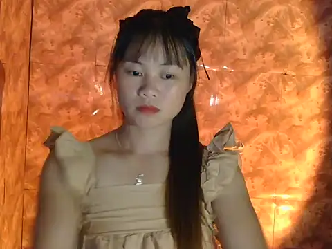 Snapshot of Sisi_dy01 chatting on October 11, 11:42 am Sisi dy01 online show from October 11, 11:42 am