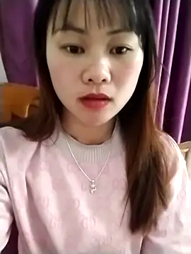 Snapshot of Sisi_dy01 chatting on December 23, 6:00 am Sisi dy01 online show from December 23, 6:00 am