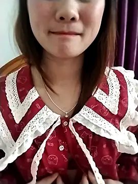 Snapshot of Sisi_dy01 chatting on January 9, 8:06 am Sisi dy01 online show from January 9, 8:06 am