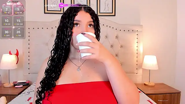 cristhi esterling online show from December 4, 12:14 pm