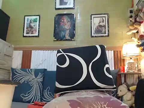 Snapshot of Safirabella_Anica69 chatting on February 3, 10:15 pm Safirabella Anica69 online show from February 3, 10:15 pm