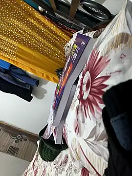 Snapshot of Bio-teacher chatting on January 9, 7:59 pm Bio-teacher online show from January 9, 7:59 pm