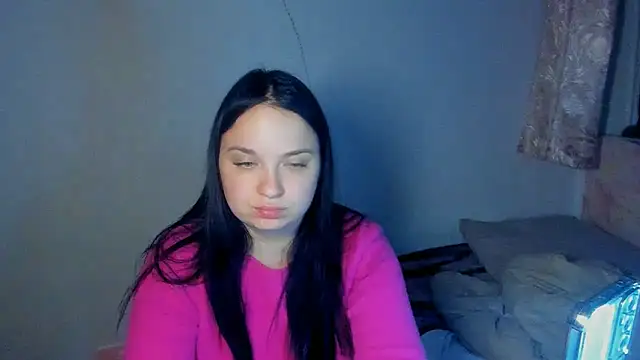 Snapshot of VoxxAura chatting on November 6, 7:26 pm VoxxAura online show from November 6, 7:26 pm