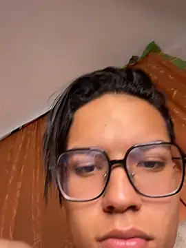 diegoand0911 online show from April 19, 5:12 pm