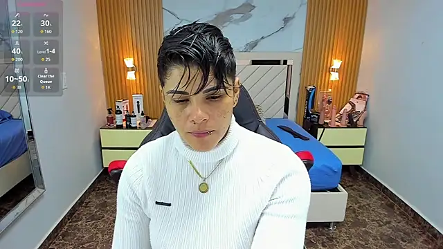 Snapshot of KAROLLJONES1 chatting on October 15, 2:44 am KAROLLJONES1 online show from October 15, 2:44 am