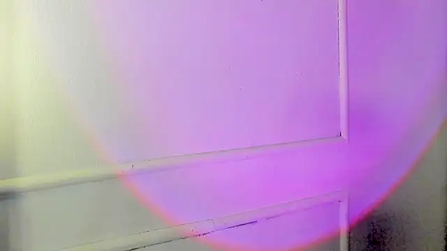 Snapshot of Ice_Princess_ chatting on November 5, 3:12 pm Ice Princess online show from November 5, 3:12 pm