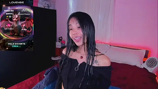 Snapshot of Miss_Charlottet chatting on February 11, 8:25 pm Miss Charlottet online show from February 11, 8:25 pm