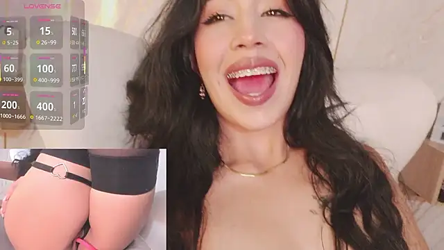 Miss Charlottet online show from March 7, 10:07 pm