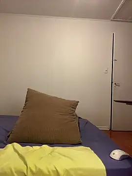 princesaliay online show from April 13, 10:54 am