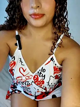 Lulupeach69 online show from November 9, 9:24 pm