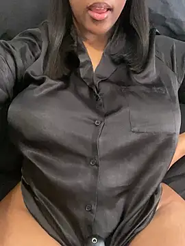 Sipsdoll online show from June 9, 11:33 am