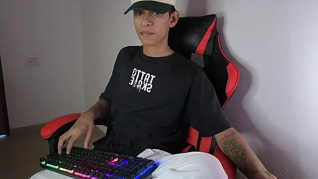 sung yol online show from April 17, 6:44 pm