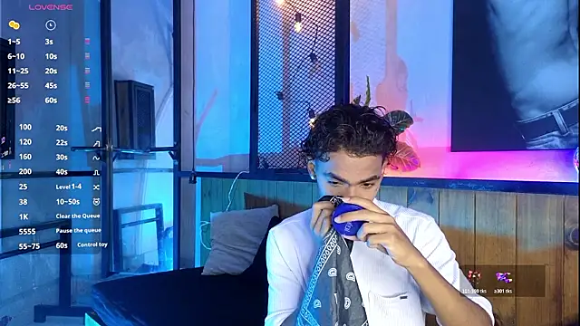 AlanCutee online show from March 22, 11:35 am