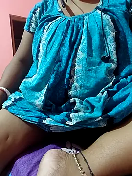 Snapshot of Cute-Swewty chatting on May 8, 3:39 pm Cute-Swewty online show from May 8, 3:39 pm
