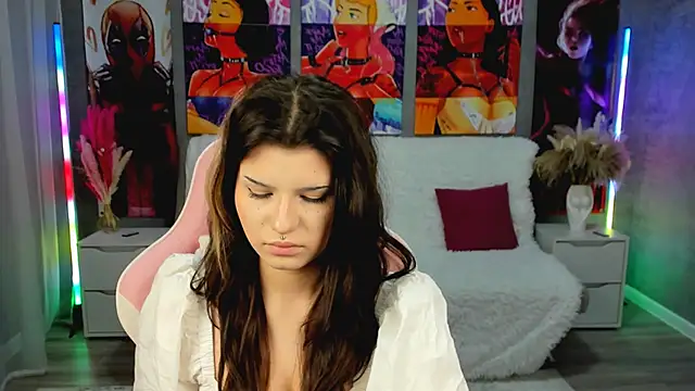 Snapshot of AnoraDark chatting on February 12, 7:31 pm AnoraDark online show from February 12, 7:31 pm