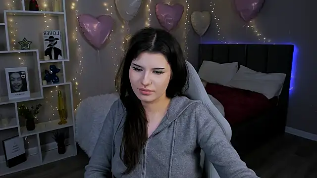 Snapshot of AnoraDark chatting on February 26, 6:51 pm AnoraDark online show from February 26, 6:51 pm