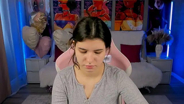 Snapshot of AnoraDark chatting on March 25, 8:31 am AnoraDark online show from March 25, 8:31 am