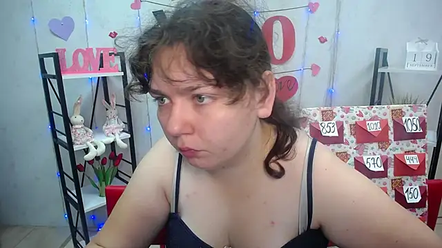 NeonilaLisova online show from September 19, 5:20 am