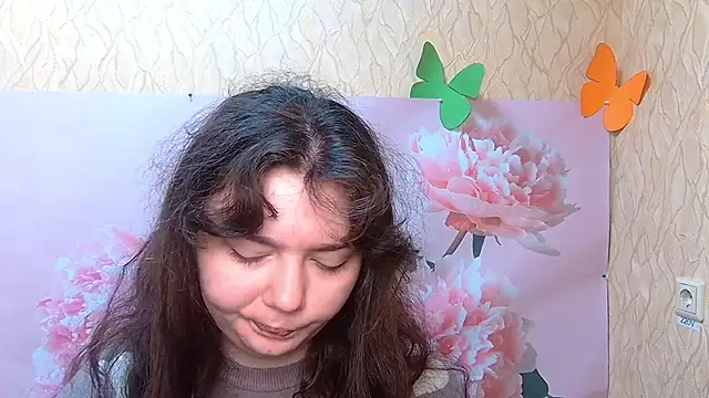 NeonilaLisova online show from September 26, 5:22 am