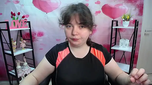 Snapshot of NeonilaLisova chatting on April 25, 5:10 am NeonilaLisova online show from April 25, 5:10 am