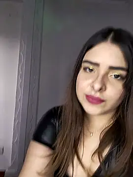 Nahomy cm online show from October 31, 8:21 pm