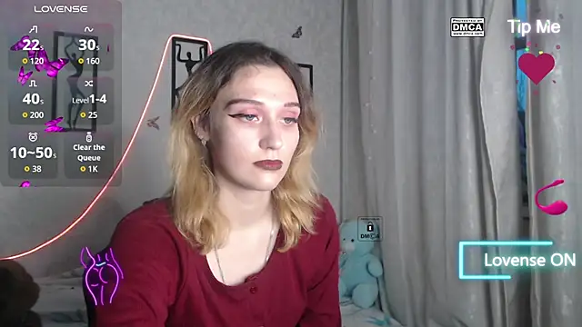 sweetest-cherry online show from December 1, 1:05 pm