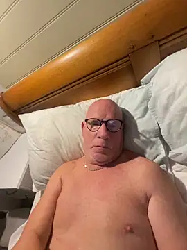 Snapshot of philefc chatting on October 25, 6:54 am philefc online show from October 25, 6:54 am