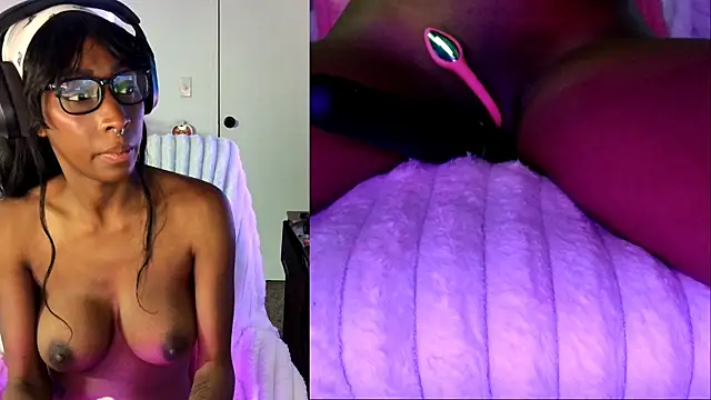 alys at college online show from October 6, 12:35 pm