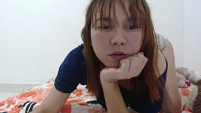 Dolly Peach  online show from October 3, 3:36 am