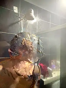 Snapshot of Fumoice chatting on December 17, 11:33 pm Fumoice online show from December 17, 11:33 pm