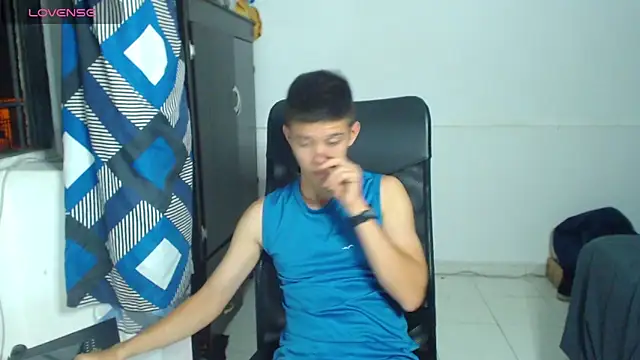 JhoanVelezModel online show from October 4, 5:16 am