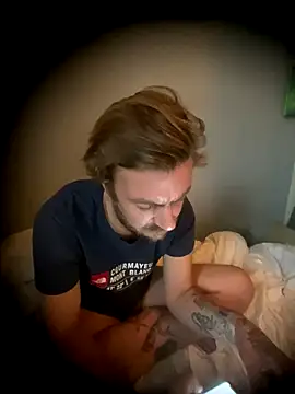 Snapshot of 3615-ULLA chatting on November 5, 4:07 pm 3615-ULLA online show from November 5, 4:07 pm