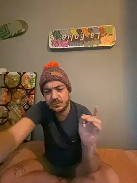 Snapshot of 3615-ULLA chatting on December 18, 9:37 am 3615-ULLA online show from December 18, 9:37 am