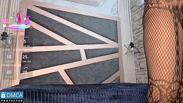 Clhoee  online show from November 17, 3:34 am