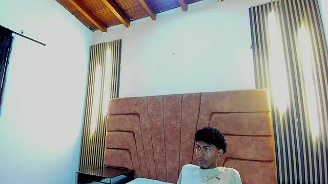 FYKMOR 1 online show from November 12, 7:35 pm