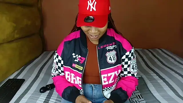 SexxyAddiict online show from February 23, 4:15 pm