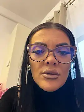 LeaRos online show from January 15, 1:26 pm