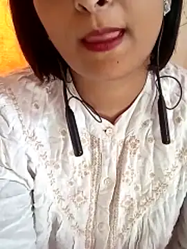 Queen Kushi4 online show from May 22, 8:42 am
