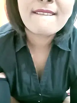 Snapshot of Queen_Kushi4 chatting on July 22, 9:45 am Queen Kushi4 online show from July 22, 9:45 am