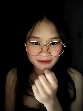 Snapshot of saronla_03 chatting on October 12, 3:55 pm saronla 03 online show from October 12, 3:55 pm