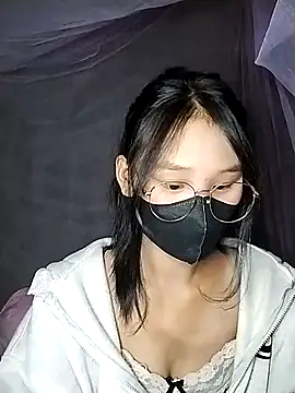 Snapshot of saronla_03 chatting on November 5, 4:01 am saronla 03 online show from November 5, 4:01 am