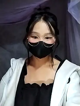 Snapshot of saronla_03 chatting on November 20, 3:45 pm saronla 03 online show from November 20, 3:45 pm