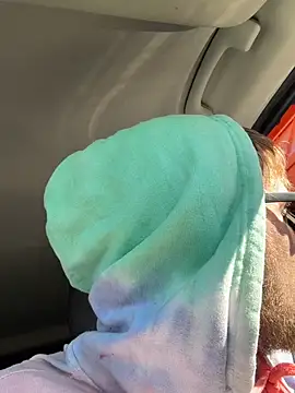 high3ndlowlife online show from December 3, 5:44 pm