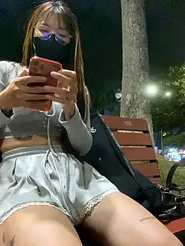   BabyShowPublic   online show from April 14, 2:34 pm