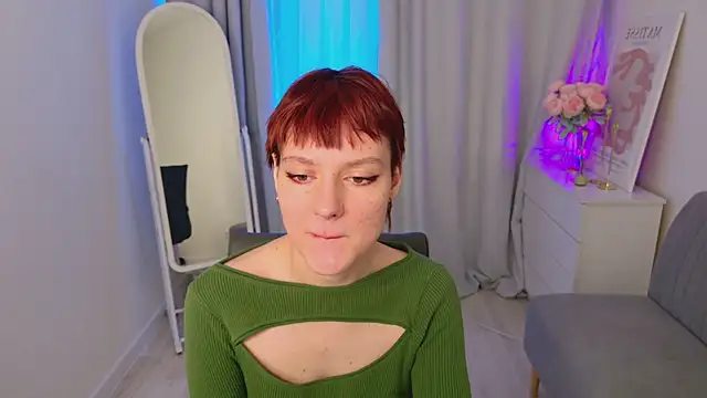 Hairy Queen  online show from September 30, 2:33 pm